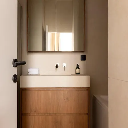 Amazing 2br 6p - Louvre Museum Appartamento *